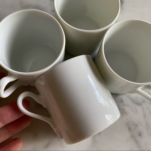Richard Ginori | White Demitasse Espresso Cups - Set of 4 - Picture 3 of 6